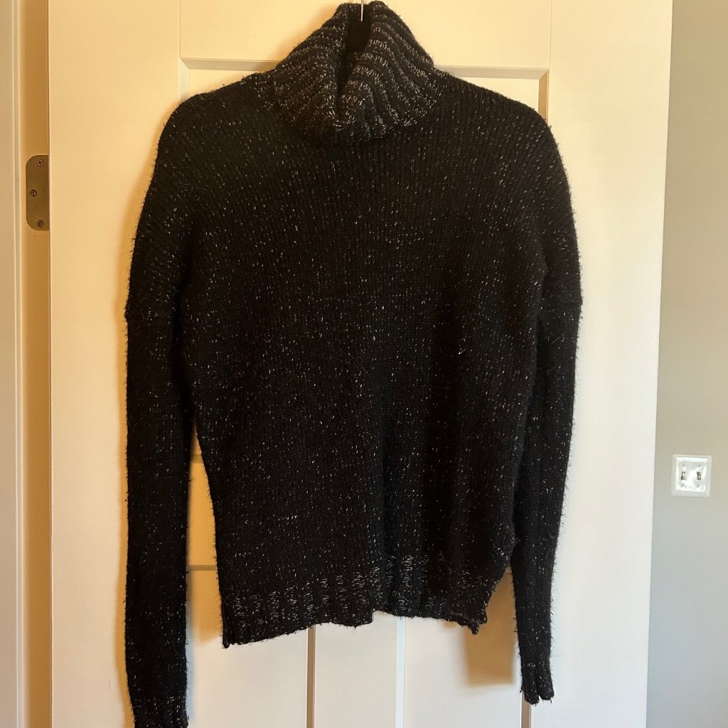 Vince Chunky Turtle Neck Sweater